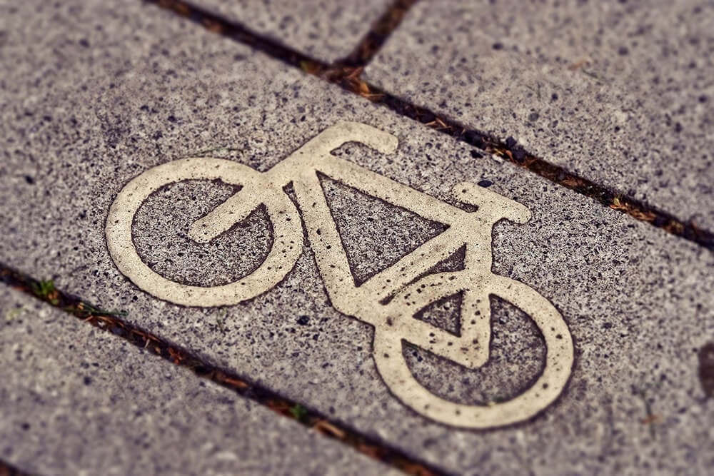 Bicycle symbol on ground