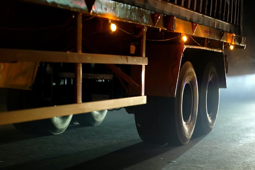 How Do Truck Tires Cause Accidents